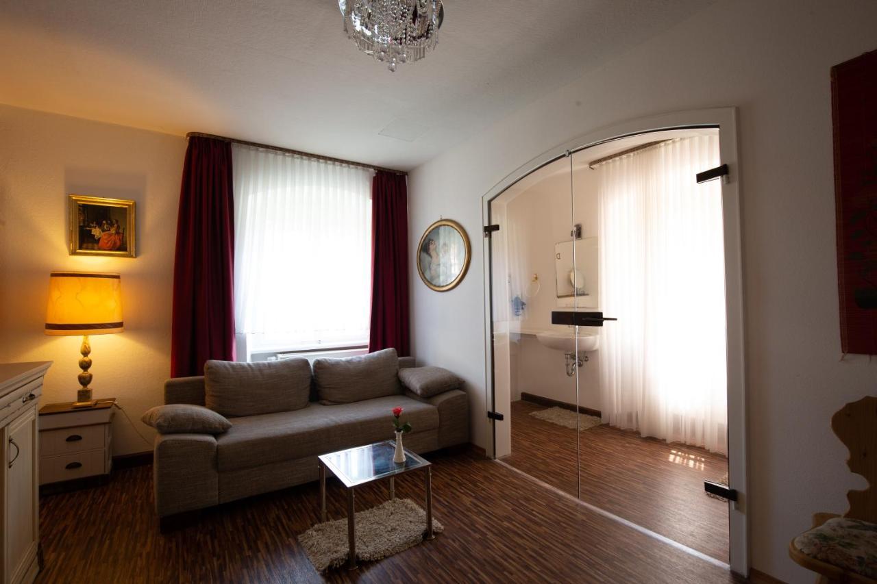 Schlosshotel Harburg Exterior photo