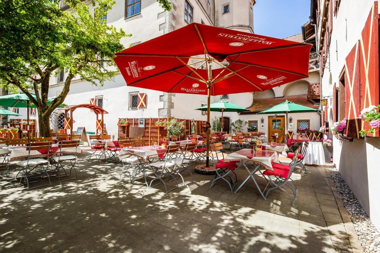 Schlosshotel Harburg Exterior photo