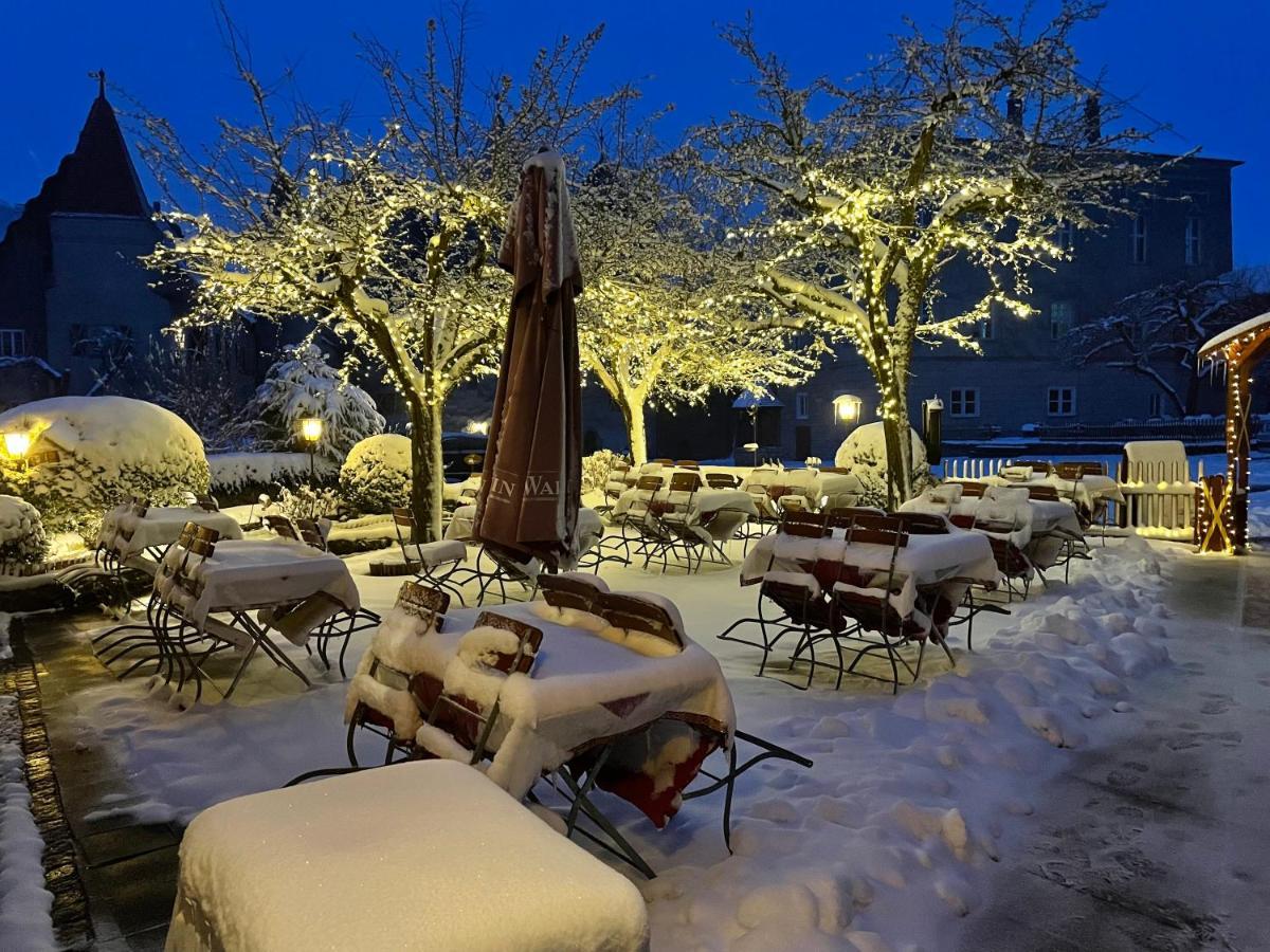 Schlosshotel Harburg Exterior photo