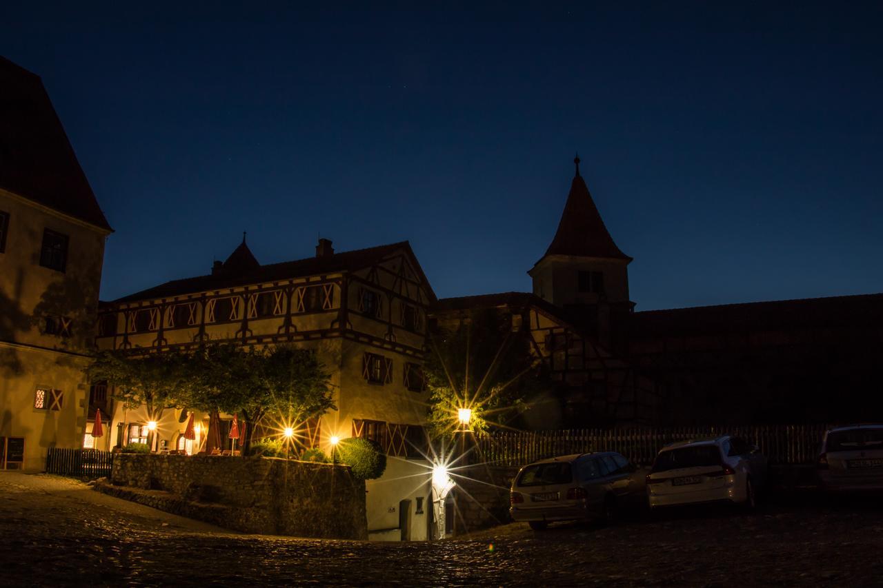 Schlosshotel Harburg Exterior photo
